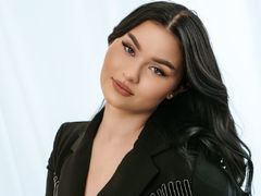 DaniellaBloom - female with brown hair webcam at LiveJasmin
