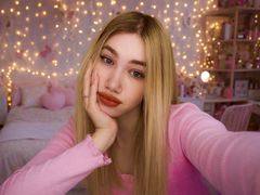 DaniellaPick from LiveJasmin