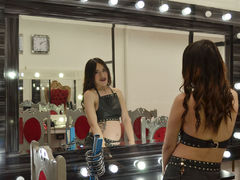 DonnaCampbell - female with brown hair webcam at LiveJasmin