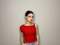 DannetteGara - female with brown hair webcam at LiveJasmin