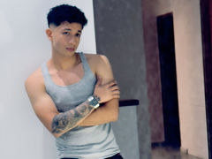 DanteRomanoff - male webcam at LiveJasmin