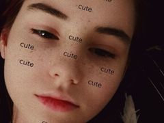 LinnGriff - female with brown hair webcam at LiveJasmin