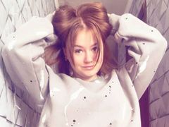 DariaFlexy - female with red hair and  big tits webcam at LiveJasmin