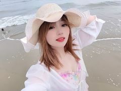 DarkRosi from LiveJasmin