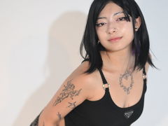 DarlaKing - female with black hair webcam at LiveJasmin