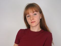 DeannWenclawiak - female with red hair and  big tits webcam at LiveJasmin