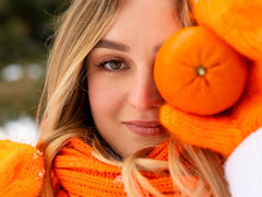 DeboraLarson from LiveJasmin