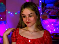 DeboraLarson - female with brown hair webcam at LiveJasmin
