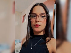 DeboraSouza from LiveJasmin