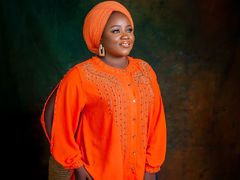 DeborahDanjuma from LiveJasmin