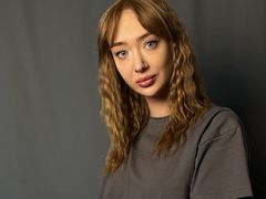 DedeHuckins from LiveJasmin
