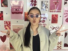 DelanaFlorio - female with black hair webcam at LiveJasmin