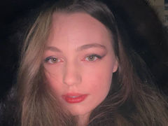 DelfinaJurgens from LiveJasmin