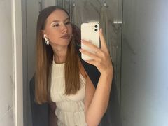 DelilaBeelby from LiveJasmin