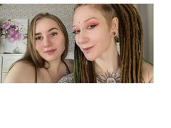 DelmaAndFelice - female with brown hair webcam at LiveJasmin