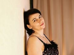 DemiMature - female with brown hair and  big tits webcam at LiveJasmin