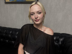 DeniseGilmoor from LiveJasmin