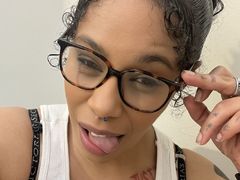 DesiraeLuciano from LiveJasmin