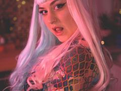 DiaFox - female with brown hair and  big tits webcam at LiveJasmin