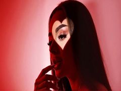 ElissaDiamond - female with brown hair and  big tits webcam at LiveJasmin