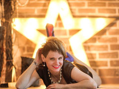 LuckySweetyV - female with brown hair and  big tits webcam at LiveJasmin