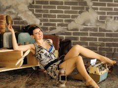 LuckySweetyV - female with brown hair and  big tits webcam at LiveJasmin