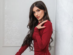 Diana_Ross - female with brown hair and  small tits webcam at ImLive