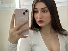 DianaRousie from LiveJasmin