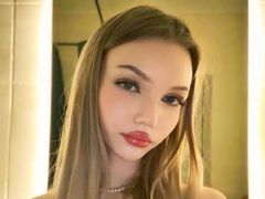 DiannaLoiseau from LiveJasmin