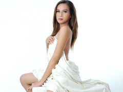 DiazRoldan - shemale with red hair webcam at LiveJasmin