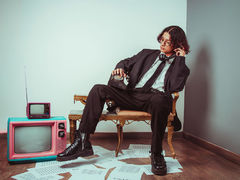 DilVancouver - male webcam at LiveJasmin