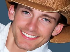 DillonDough from LiveJasmin