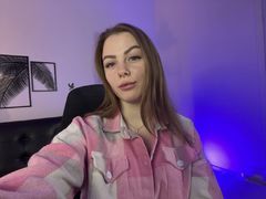 DishaLaran from LiveJasmin