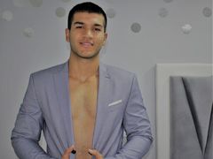 DominicWall from LiveJasmin