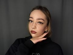 DonaHotrum from LiveJasmin