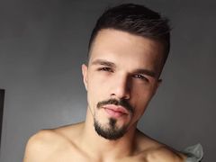 DonyBrown from LiveJasmin