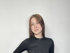 DoraAsai from LiveJasmin