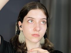 DorettaAcreman - female with brown hair and  big tits webcam at LiveJasmin