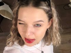DorettaFountain from LiveJasmin