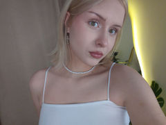 DorisMaurs from LiveJasmin