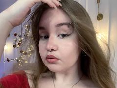 DracaLoona from LiveJasmin