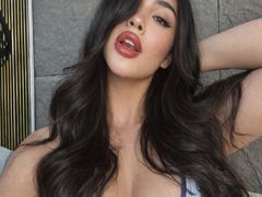 DuainaSnowe - female with black hair and  big tits webcam at LiveJasmin