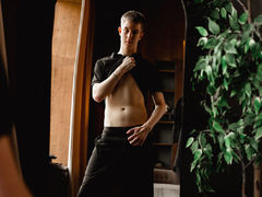 DylanNorton from LiveJasmin