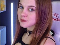 DynaBae - blond female with  big tits webcam at LiveJasmin