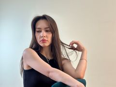 EarleneBrittle - female with brown hair webcam at LiveJasmin