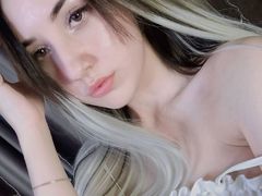 EasterEllender from LiveJasmin