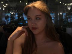 EasterEmley from LiveJasmin