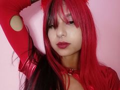 EvelynTrujillo1 - female with black hair webcam at ImLive