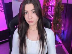 EdieWillow from LiveJasmin