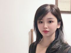 EdithHazel - female with black hair and  big tits webcam at LiveJasmin